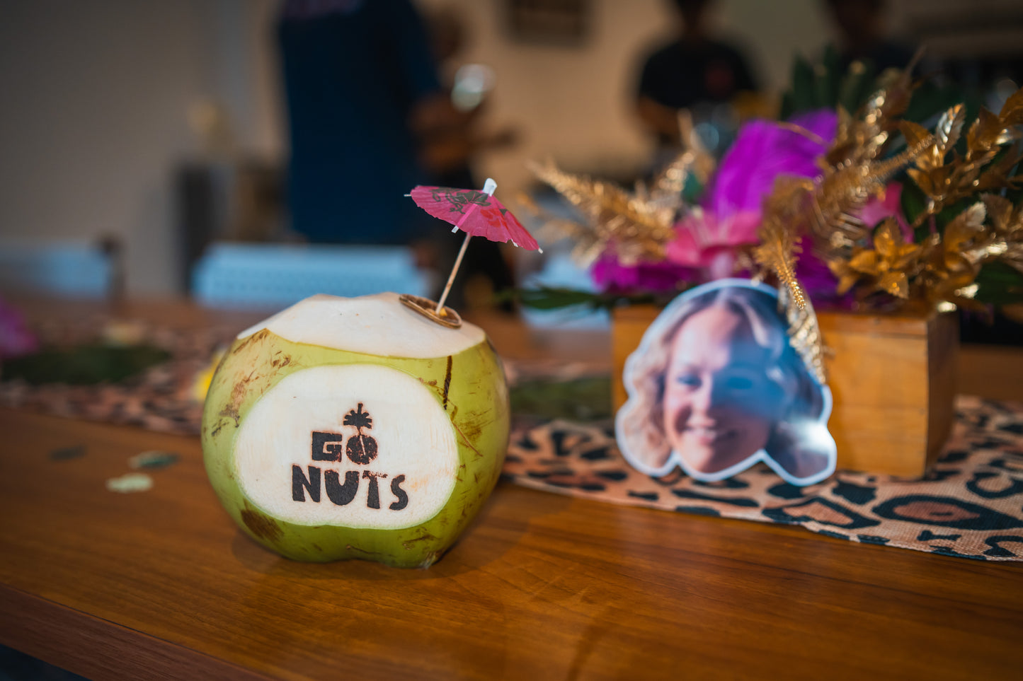 SIGNATURE GO NUTS COCONUTS
